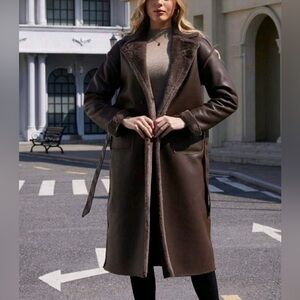 NWOT Women’s Fall Spring Faux Fur Coat Faux Leather with Belt